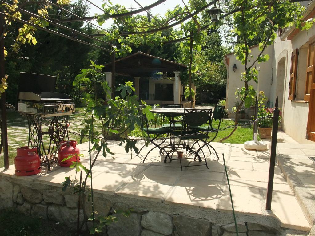 Gite La Paillote Montauroux Kültér fotó